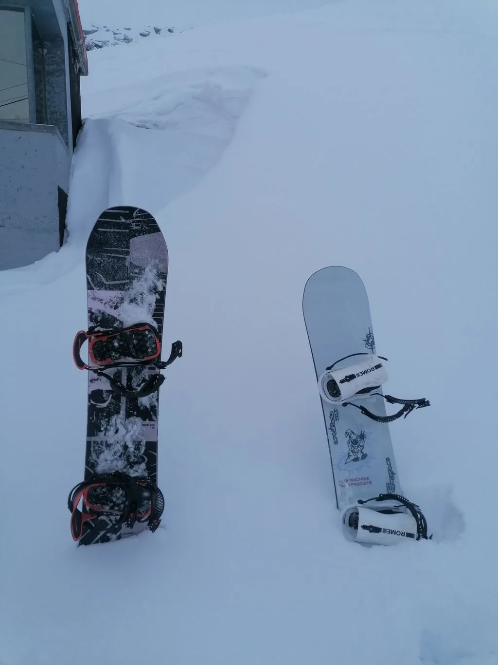Rome SDS Boneless snowboard twin freestyle