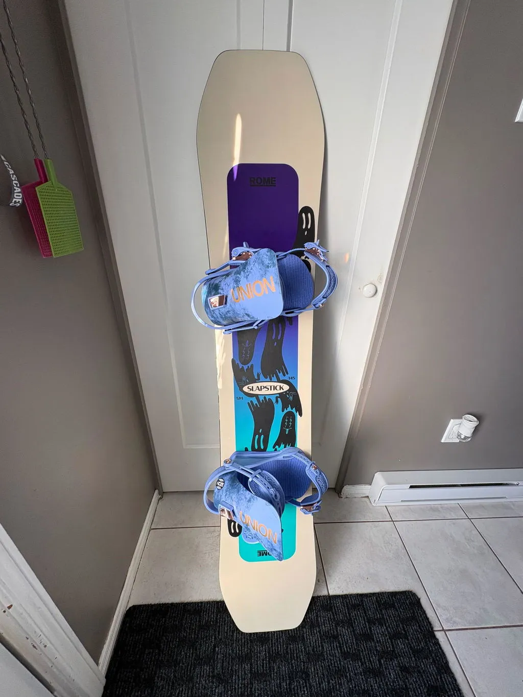 Rome SDS Slapstick snowboard junior true twin