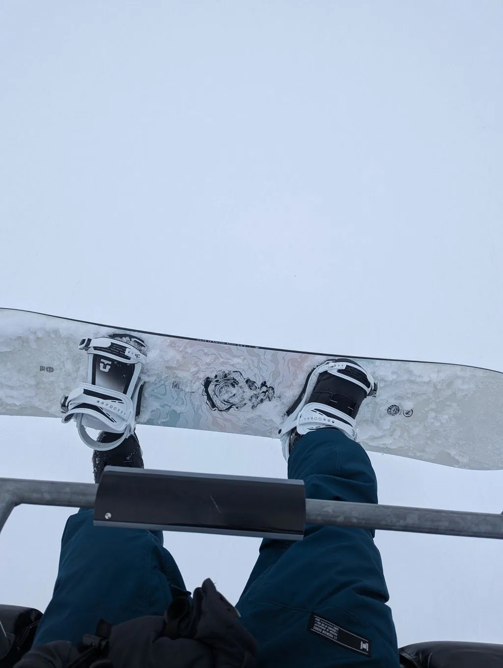 Niedecker Beta snowboard poudreuse