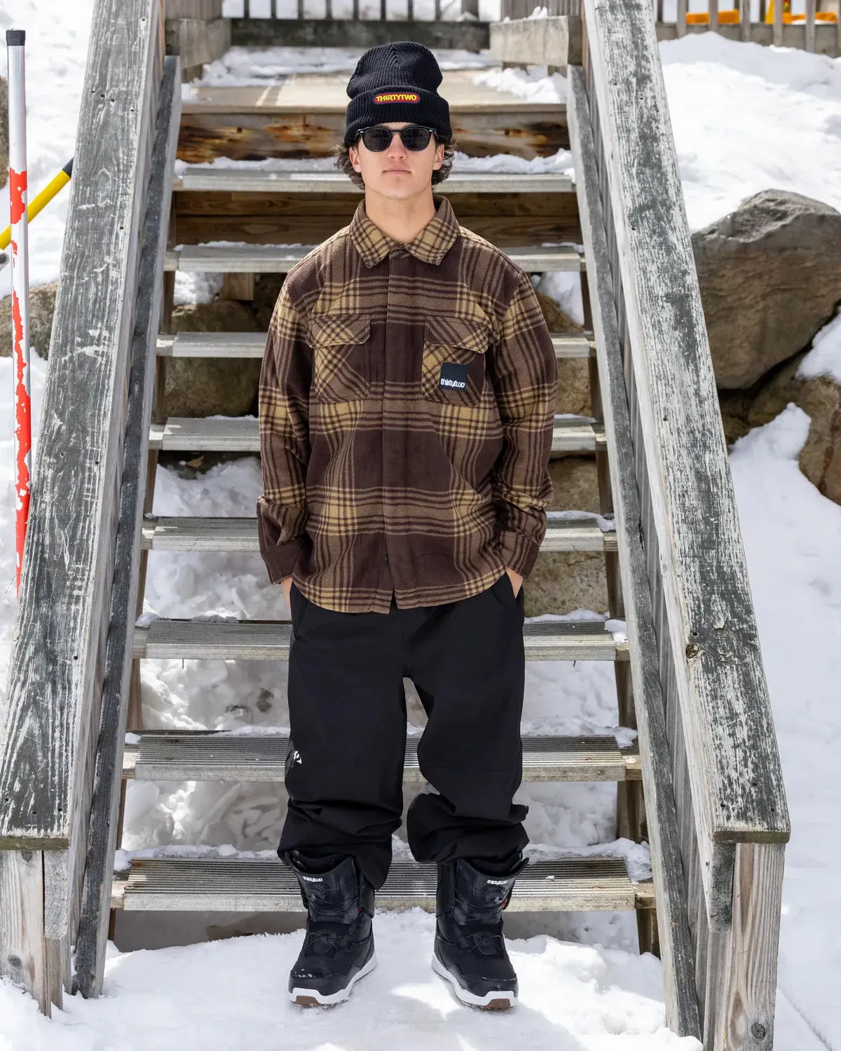 Thirtytwo Rest Stop surchemise snowboard
