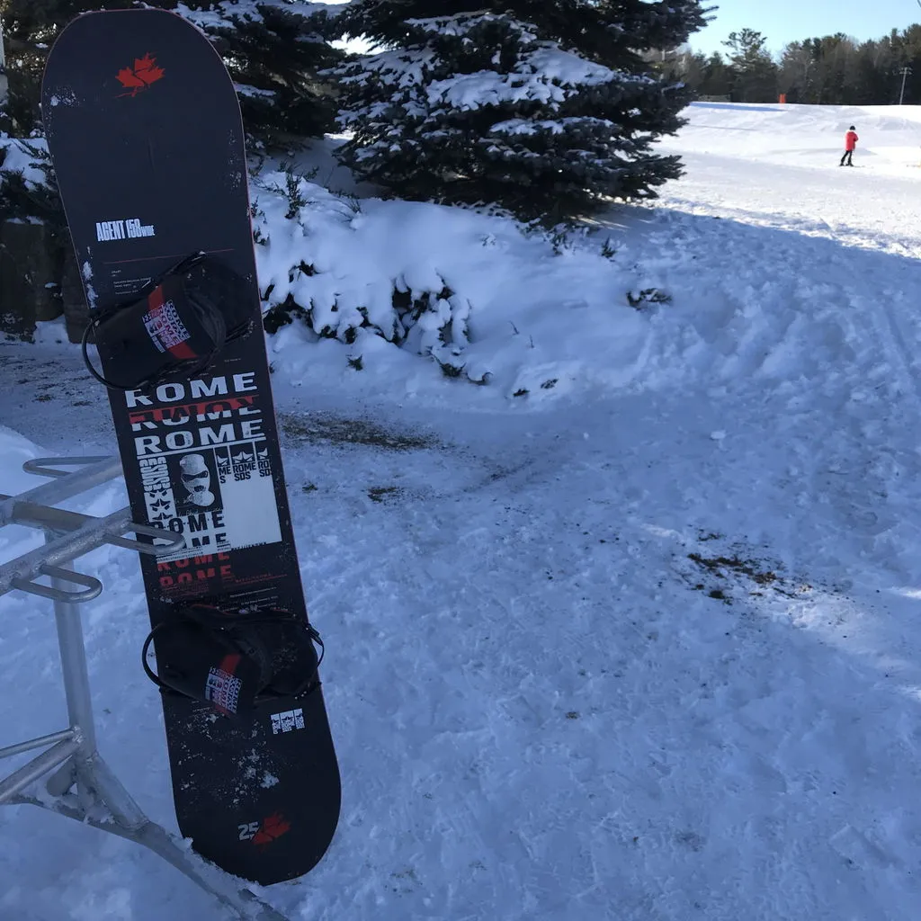 Rome SDS Agent snowboard polyvalent twin freestyle