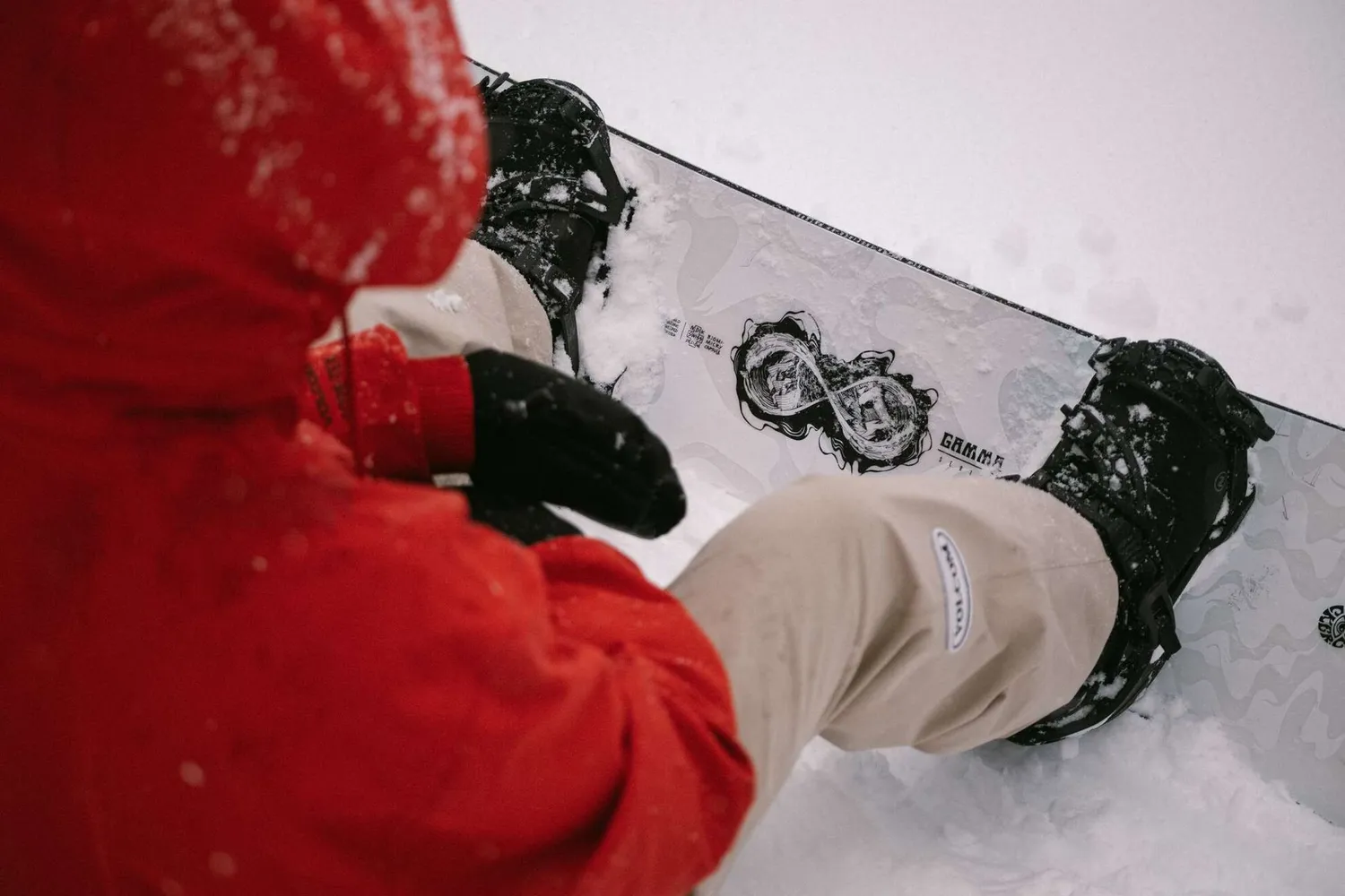 Niedecker Gamma 2024 snowboard twin asymétrique