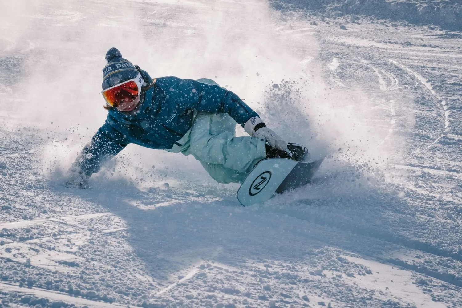 Niedecker Odyssey 2024 snowboard