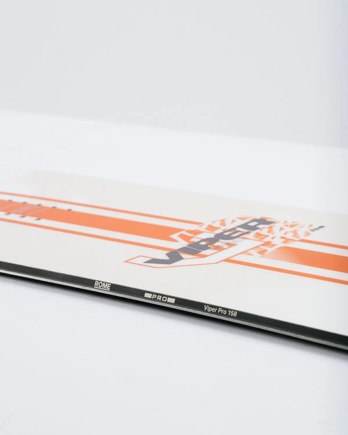 Rome SDS Viper Pro snowboard directionnel twin