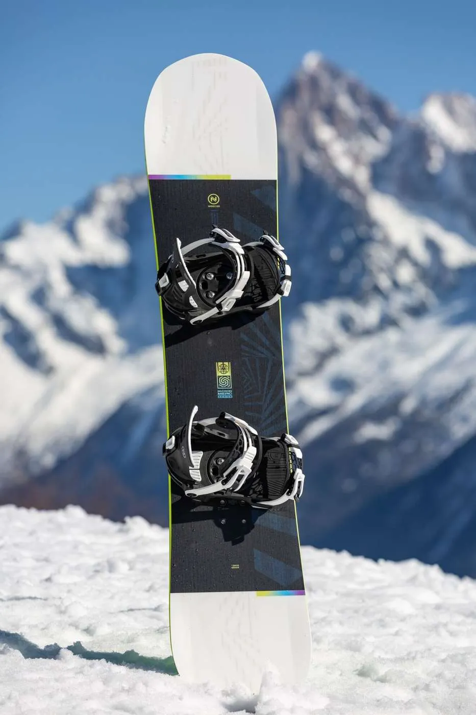 Niedecker Micron Merc 2024 snowboard enfant twin